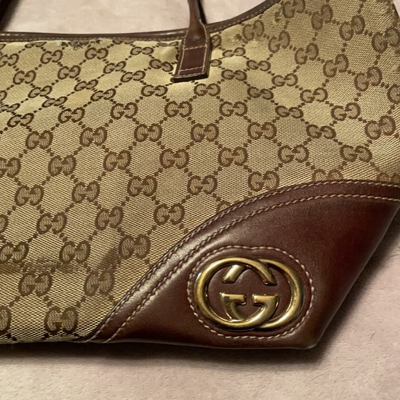 Gucci Handbag - Picture 2 of 15